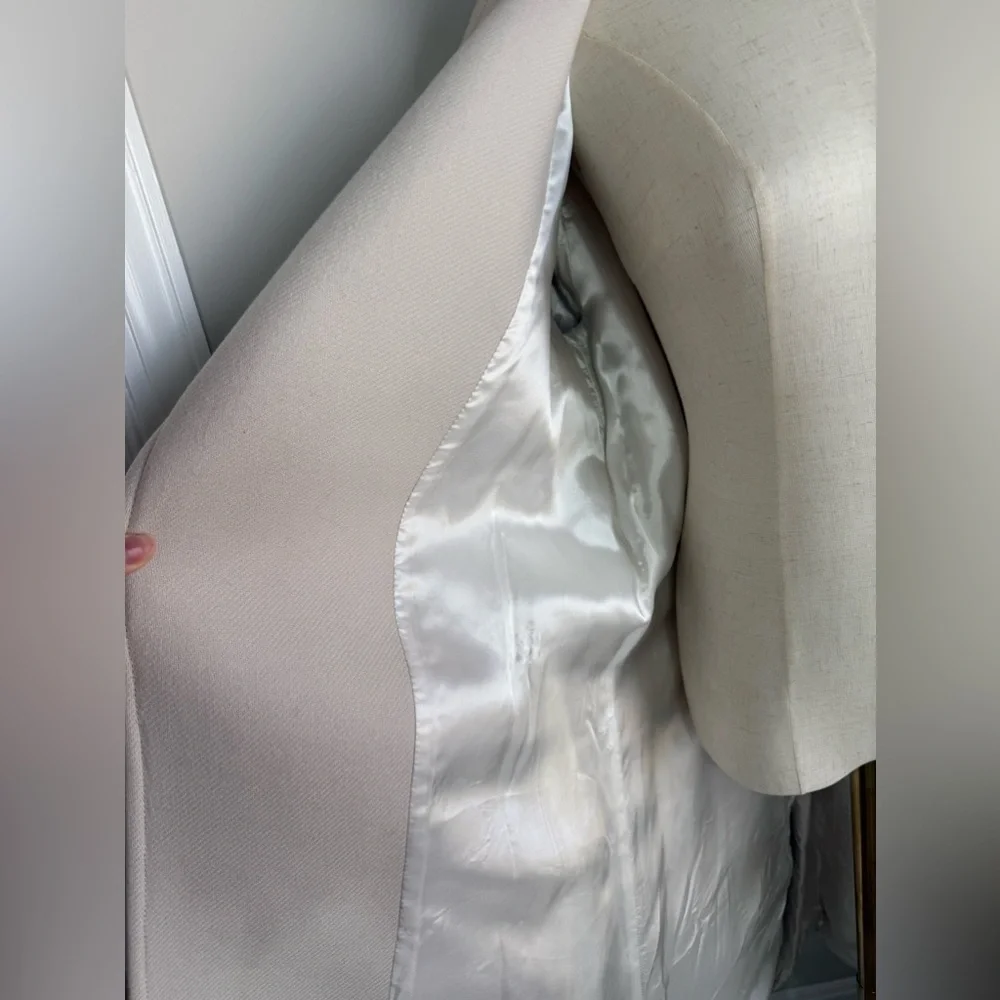 Zara premium quality beige wool coat with belt in size small